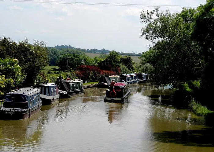 Elm Tree Farm Accommodation